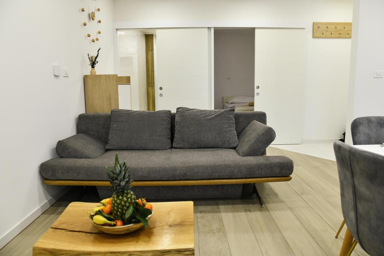 Apartment Maris Sinj Exteriér fotografie